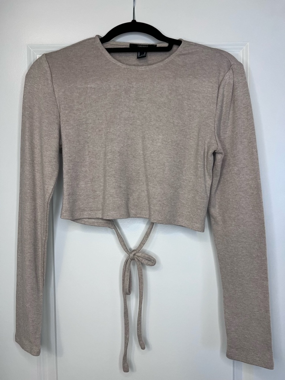 NWOT forever 21 long sleeve with open back